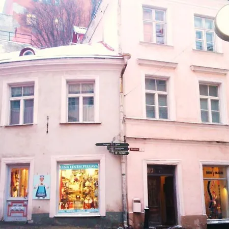Vandrarhem Tabinoya - Tallinn's Travellers House *