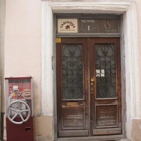 Hostel Tabinoya - Tallinn's Travellers House *